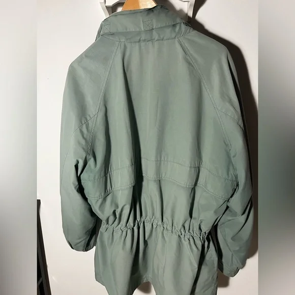 Windbreaker jacket - Picture 3 of 3